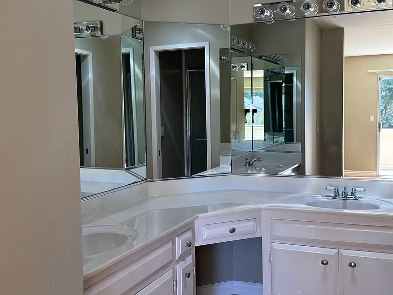 6094 Bollinger Rd — Photo 19