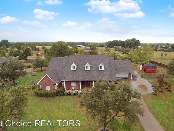 2nd image of 2406 Berry Grove Ct