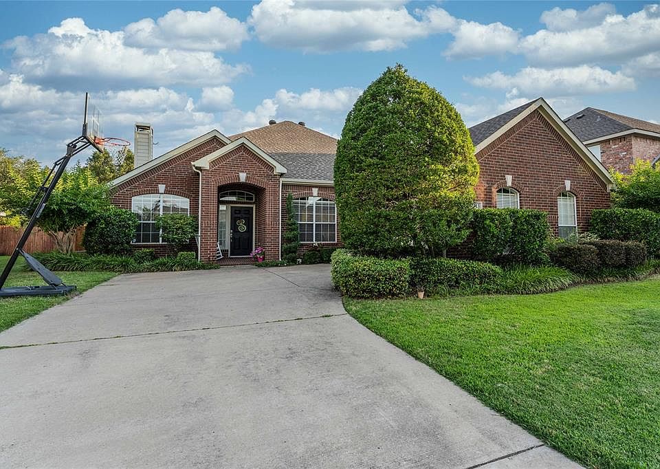 1st image of 1513 Stone Bend Ln