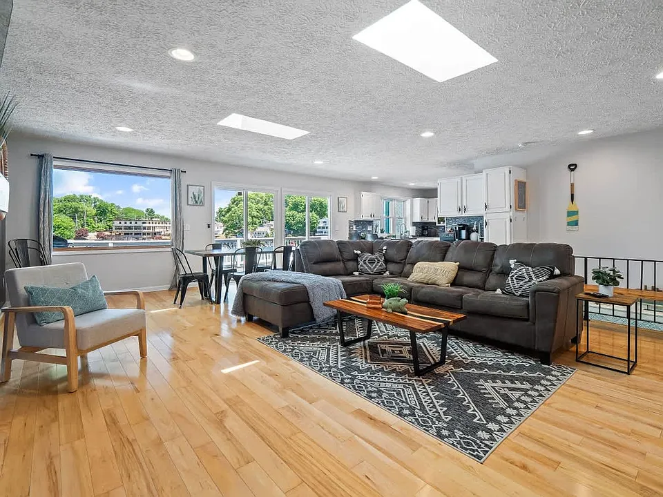 3581 Mong Ave #ID1496037P