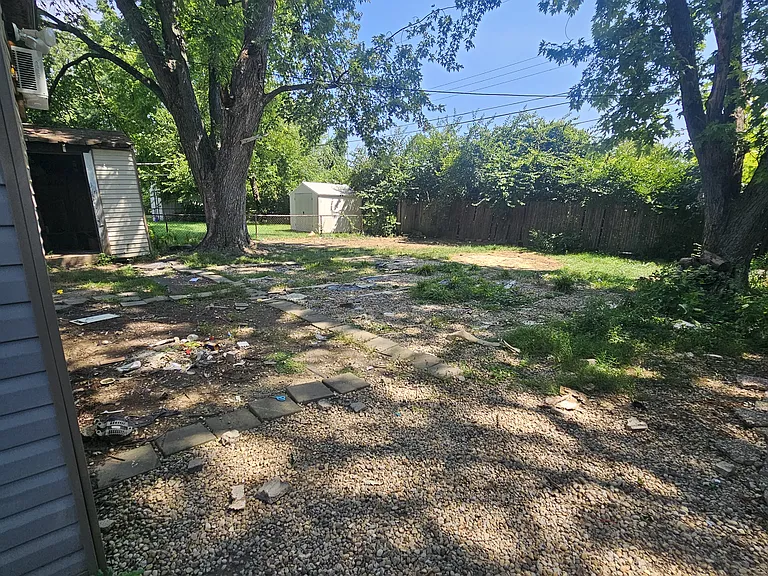 1646 Striebel Rd — Photo 2