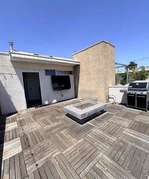 1400 N Fuller Ave #8 — Photo 30