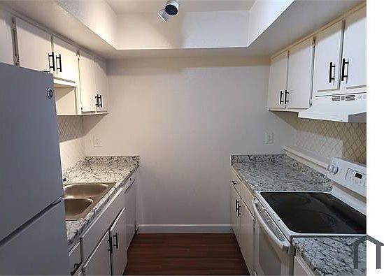 1st image of 18202 N Cave Creek Rd APT 243