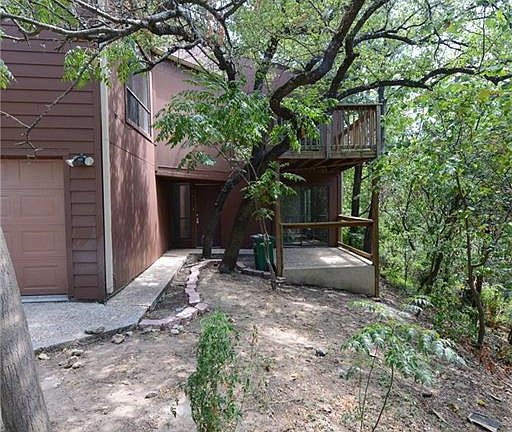 2nd image of 2309 Arpdale St