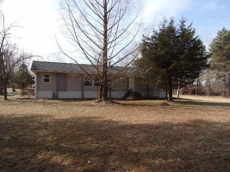 2nd image of 1651 N State Rd