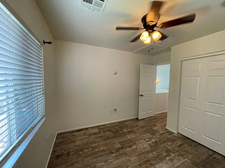 11016 Linden Leaf Ave — Photo 17