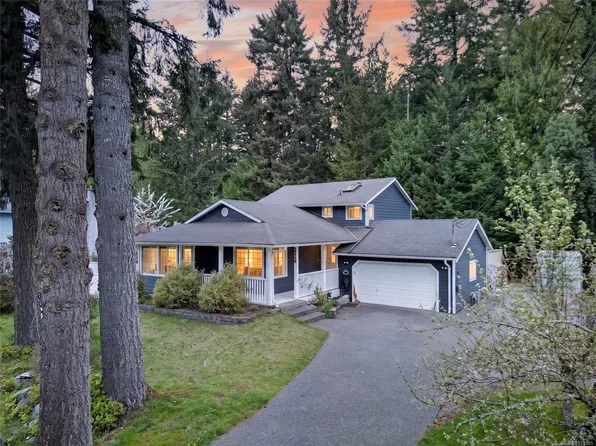 2249 McIntosh Rd, Shawnigan Lake, BC V0R 2W1