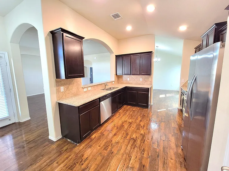 4805 Mohawk Dr — Photo 14