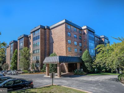 930 Montgomery Ave APT 103, Bryn Mawr, PA, 19010