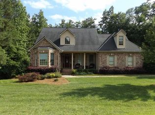 25 Sutton Pl, Social Circle, GA 30025