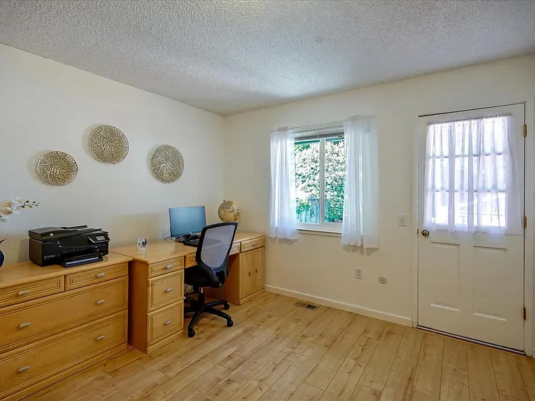 416 Sherman Dr #A — Photo 27