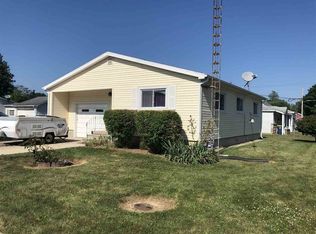 927 S Oak St, Bluffton, IN 46714