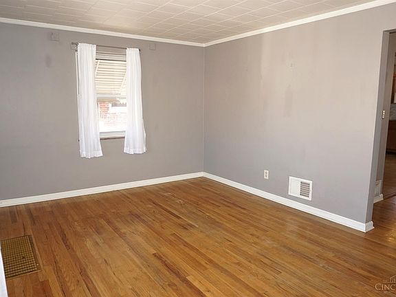 3rd image of 2513 Airy Ct