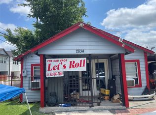 2834 N Fwy N, Houston, TX 77009