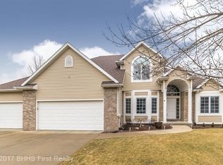 8175 Hardwicke Dr, Johnston, IA 50131