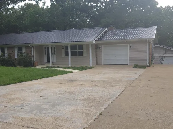 394 Oakgrove Rd, Selmer, TN 38375