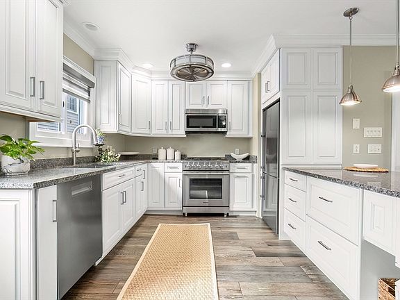 3rd image of 1 Salem St #2