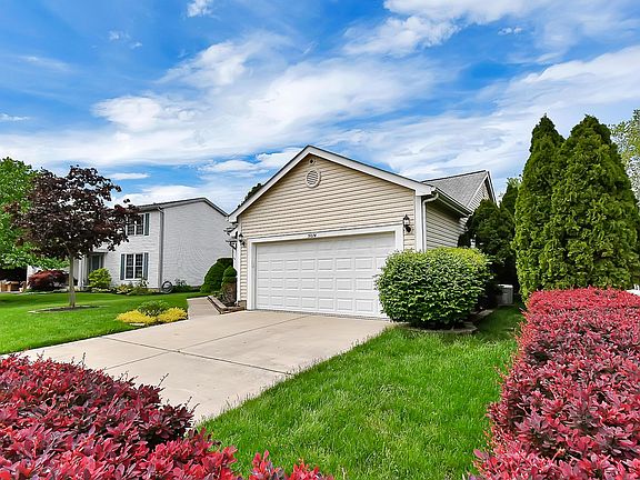3rd image of 5074 Flagstaff Ct