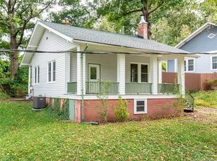 22 Sayles Rd, Asheville, NC 28803