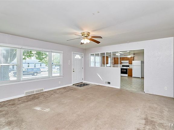 5th image of 5 Ridgeview Ct