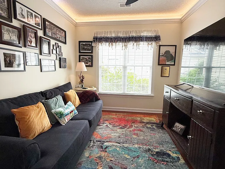 6438 Somersby Dr — Photo 13