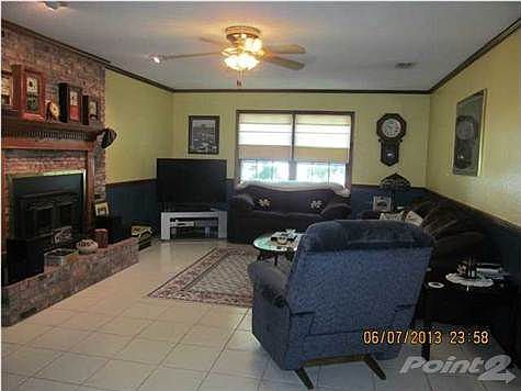 3rd image of 1160 Northbrook Dr