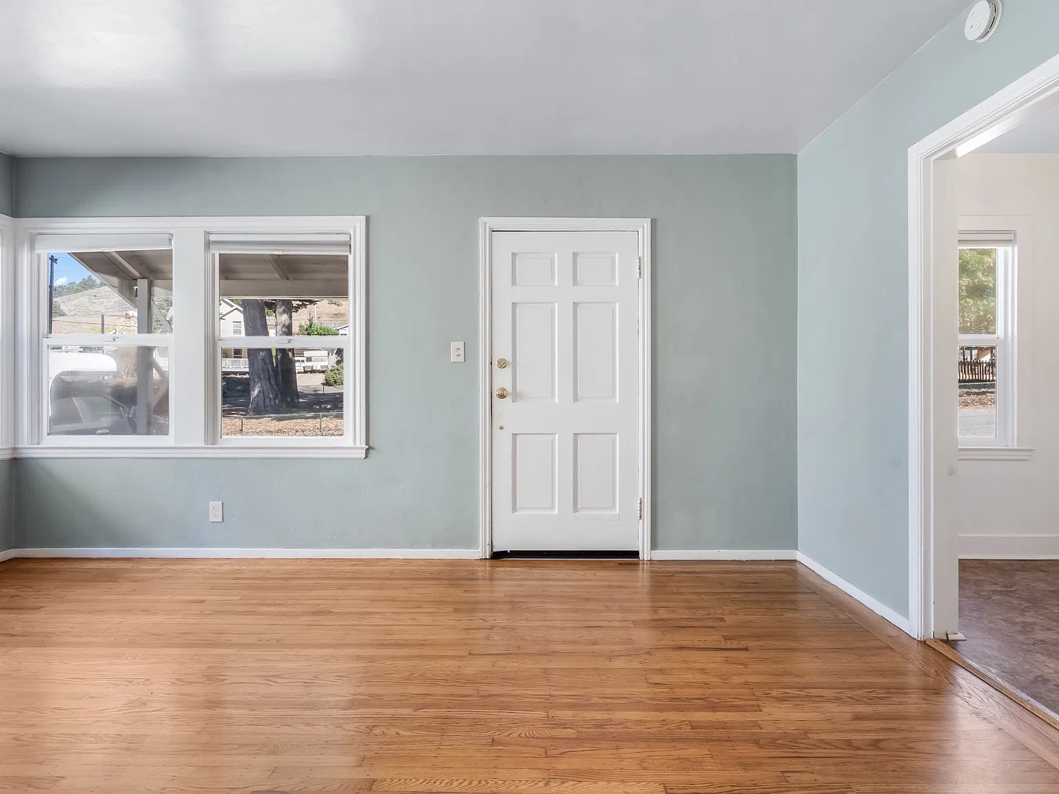 2 bed, 780 sqft, $4,195 — Photo 3