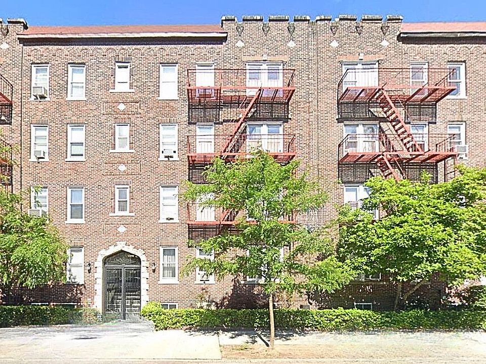 1st image of 45-20 43rd St APT 2F