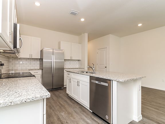 5th image of 11883 Stoneport Pl