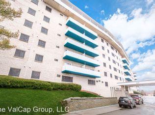 5 Dorchester Dr PENTHOUSE 8, Pittsburgh, PA 15241