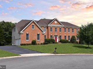 25570 Mimosa Tree Ct, Chantilly, VA 20152