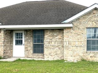 1016 S Guadalupe St, Lockhart, TX 78644