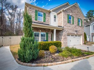 1004 Ledgemont Ct, Fuquay Varina, NC 27526