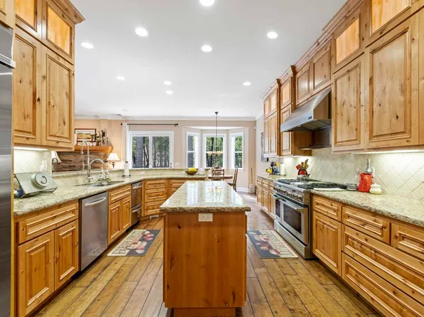 18131 Cari Ct, Twain Harte, CA 95383