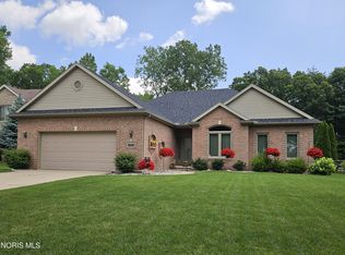 531 Whisperwood Pkwy, Holland, OH 43528