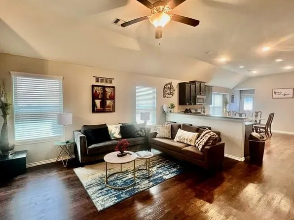 1510 Spencer Glen Ln, Houston, TX 77073