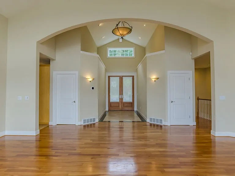 8568 Sand Point Way NE — Photo 15
