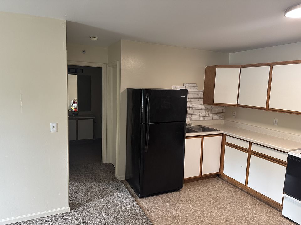 1st image of 1130 Minns Dr APT 13