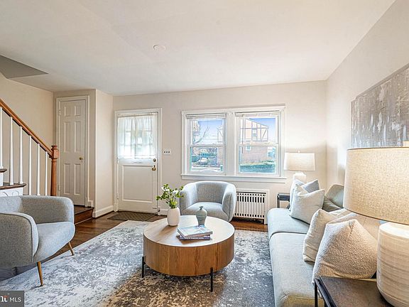 5th image of 304 E Nelson Ave