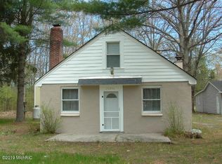 20596 Hoxeyville Rd, Wellston, MI 49689