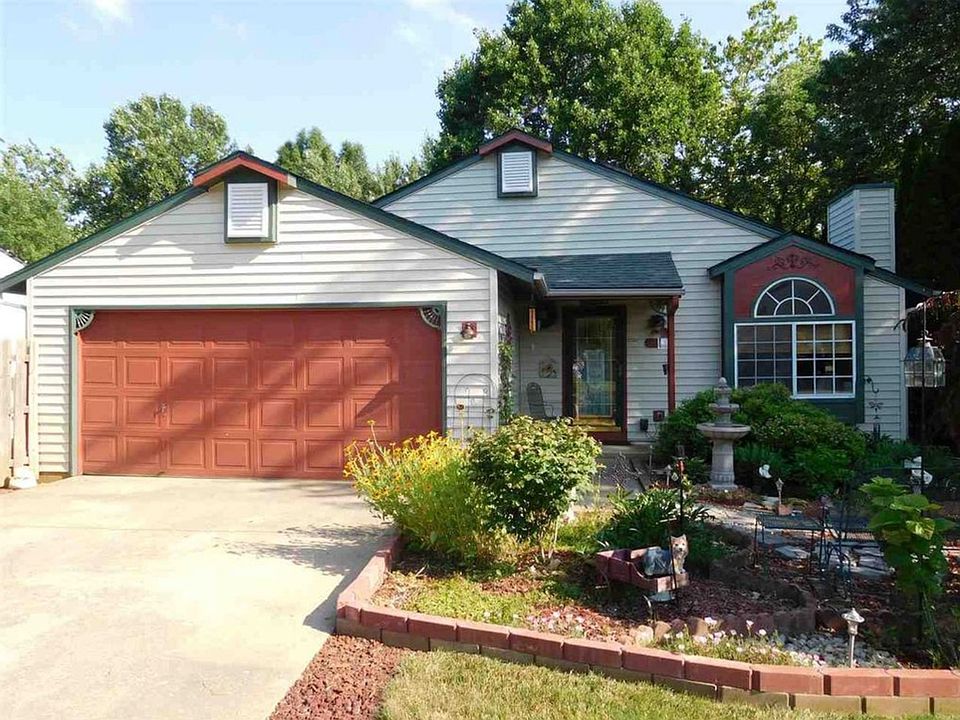 1st image of 3325 W Woodcreek Ct