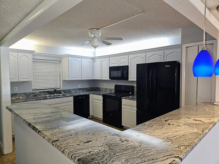 7600 Sun Island Dr S #204 — Photo 9
