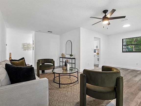 3rd image of 536 BISON CIRCLE