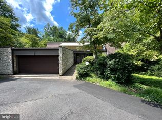 1940 Rockingham St, Mc Lean, VA 22101