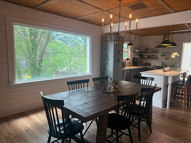 1117 Grace St — Photo 11