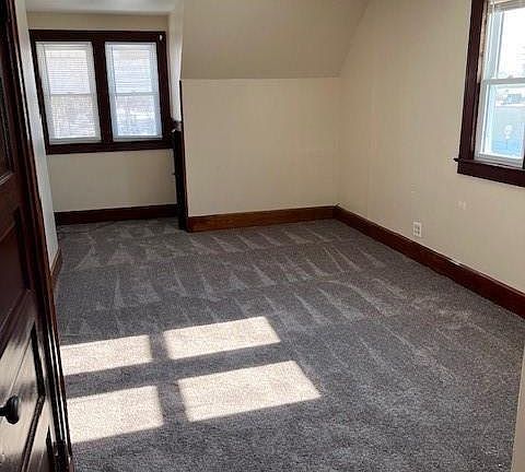 4th image of 304 Ecorse Rd