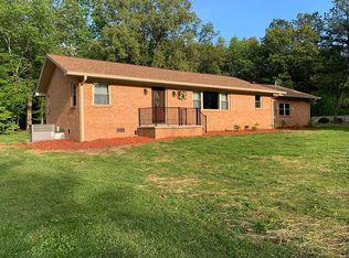 1300 Royal Trl, Manchester, TN 37355