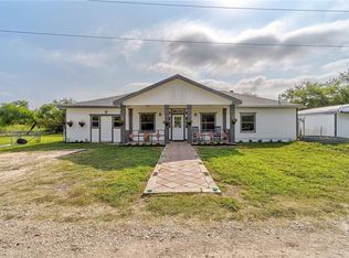 7427 Highway 142, Maxwell, TX 78656