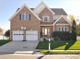 73 Country Manor Dr, Fredericksburg, VA 22406