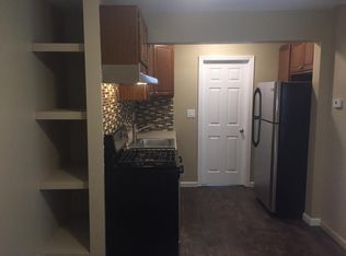 37 Park Ave #B1, Amityville, NY 11701